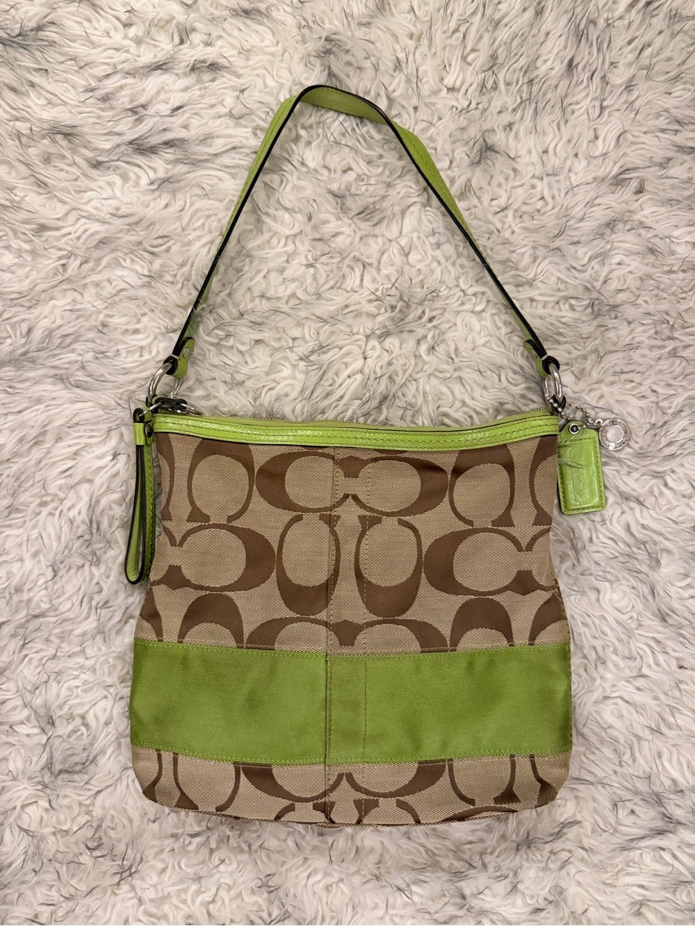 Coach Signature Canvas Shoulder Bag - Green Lime